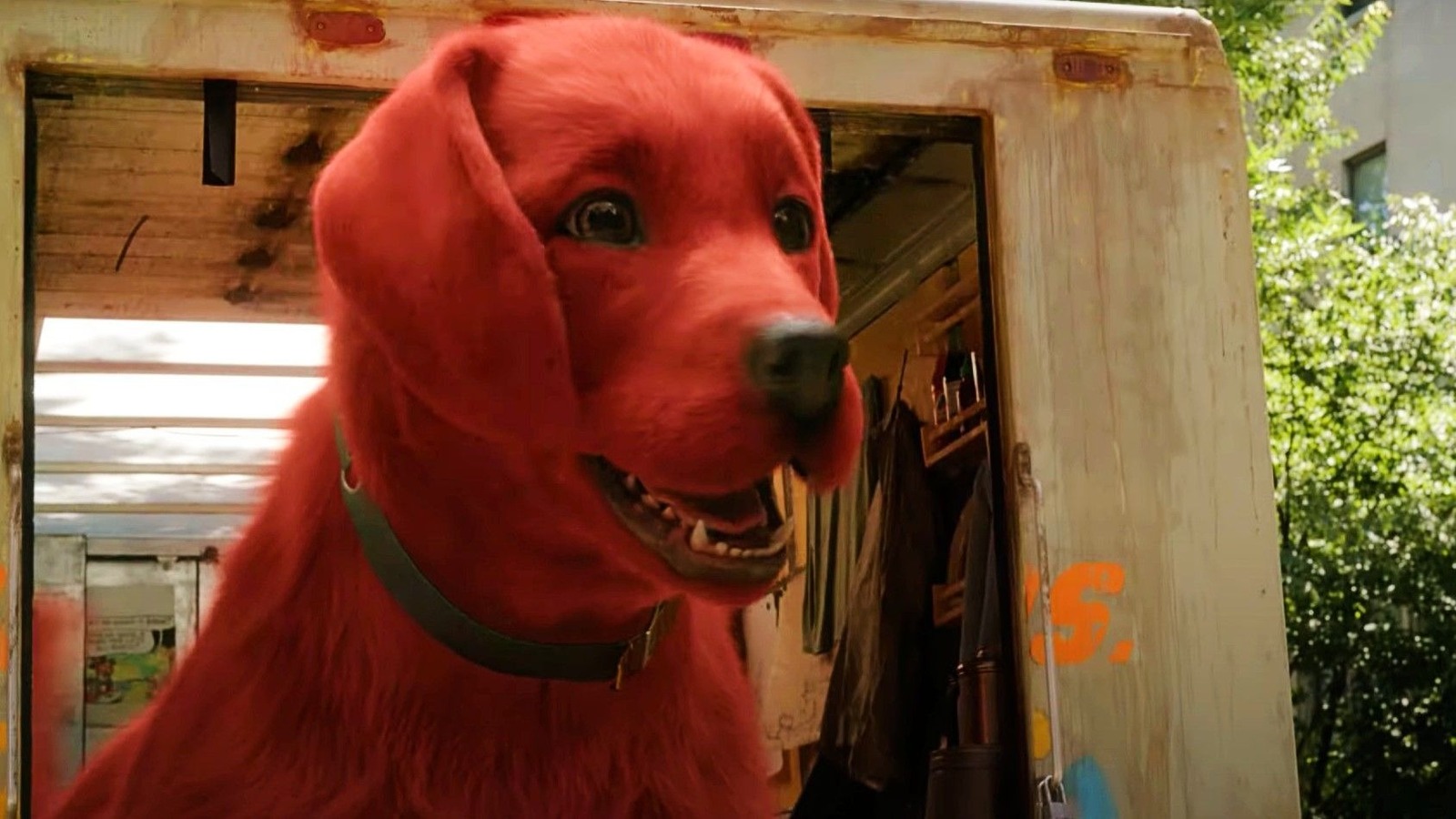 Review: Clifford the Big Red Dog